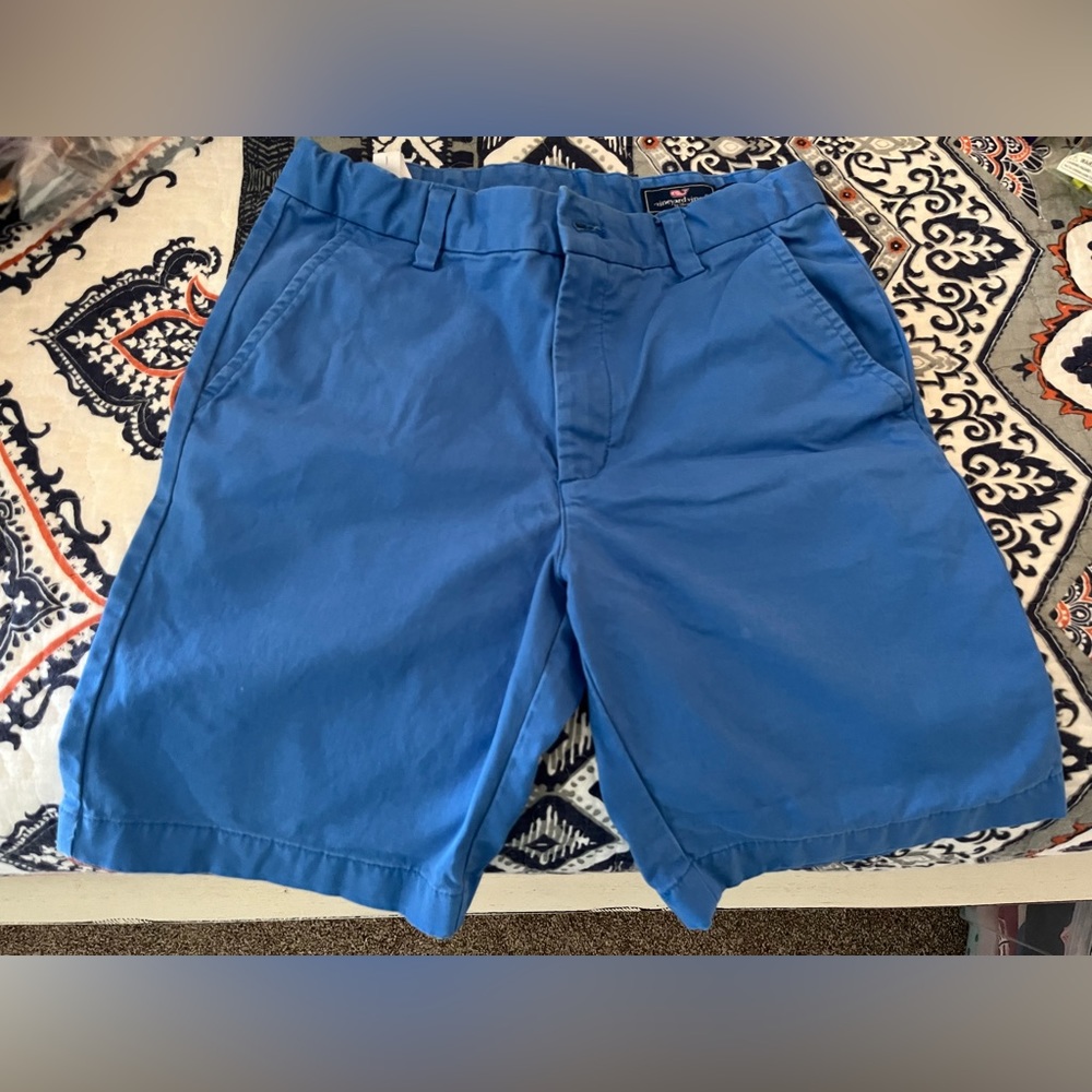 Vineyard Vines boys shorts size 10